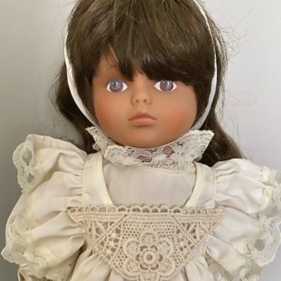 NIB 1993 PUPPIN LISSI SuperSoft Doll - Katrin - Signed - Picture 2 of 7